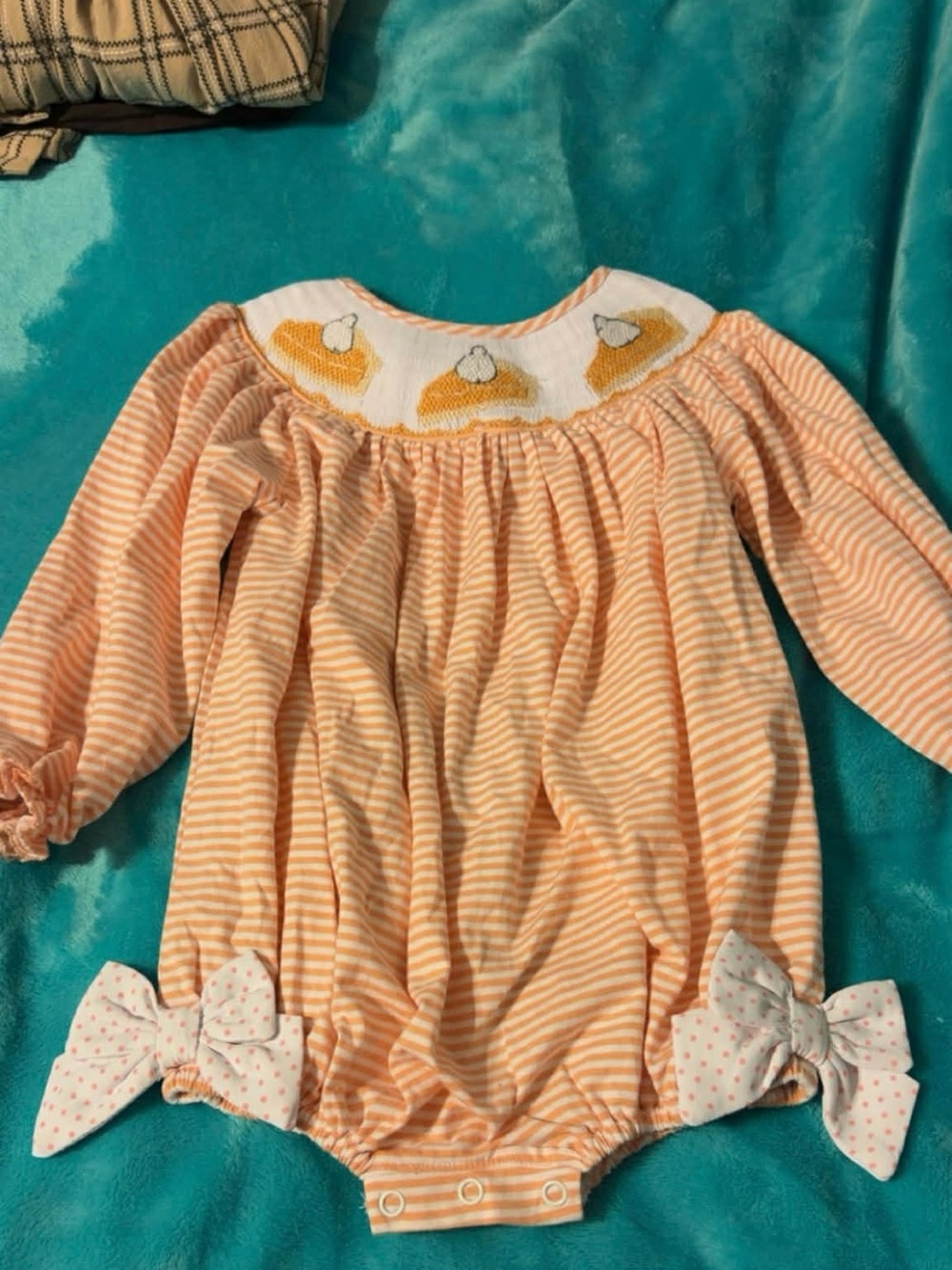 Pumpkin Pie Smocked Bubble- Bow Accents